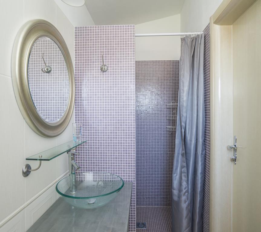 Apartments & Rooms Buoni Amici Murine Rom bilde