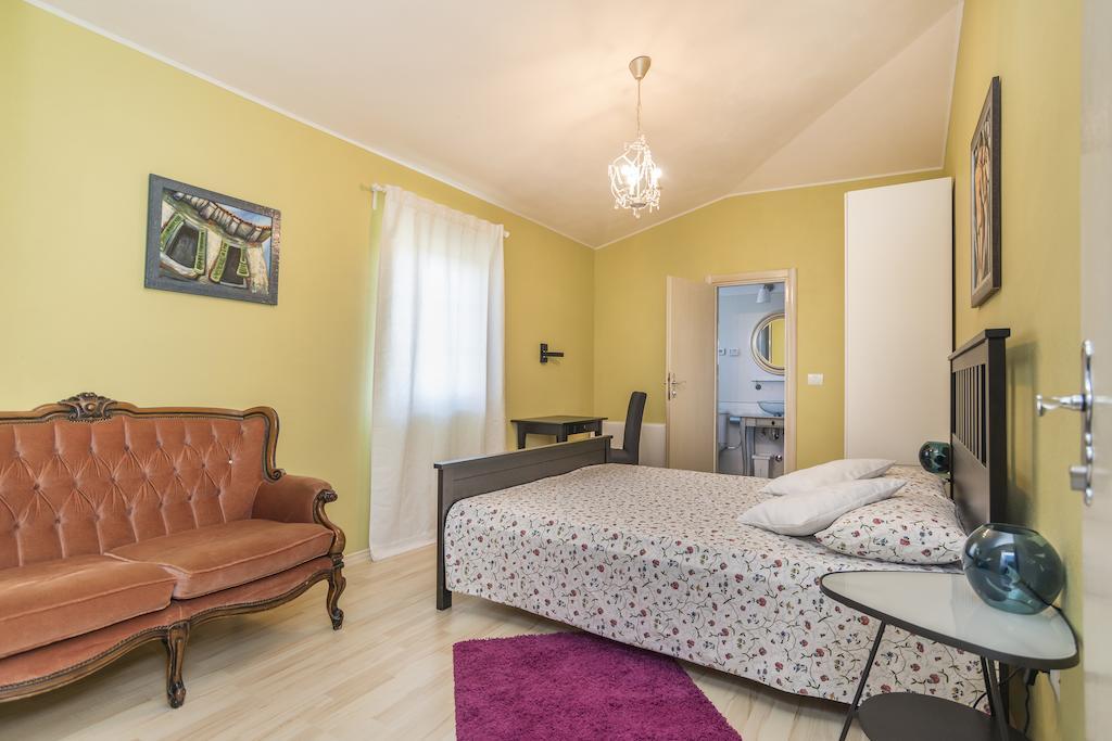 Apartments & Rooms Buoni Amici Murine Rom bilde