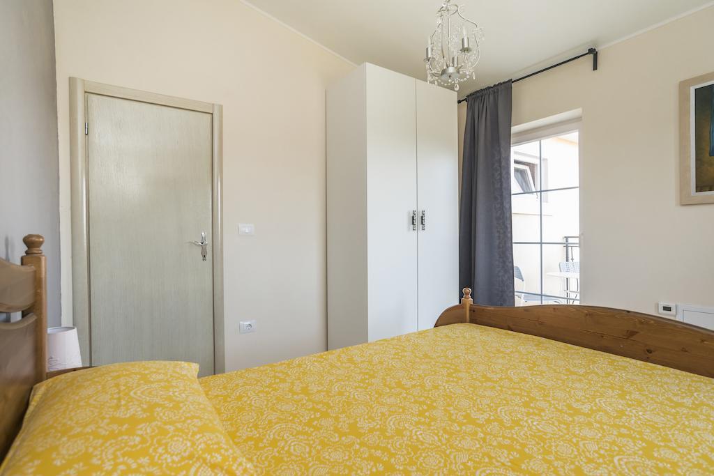 Apartments & Rooms Buoni Amici Murine Rom bilde