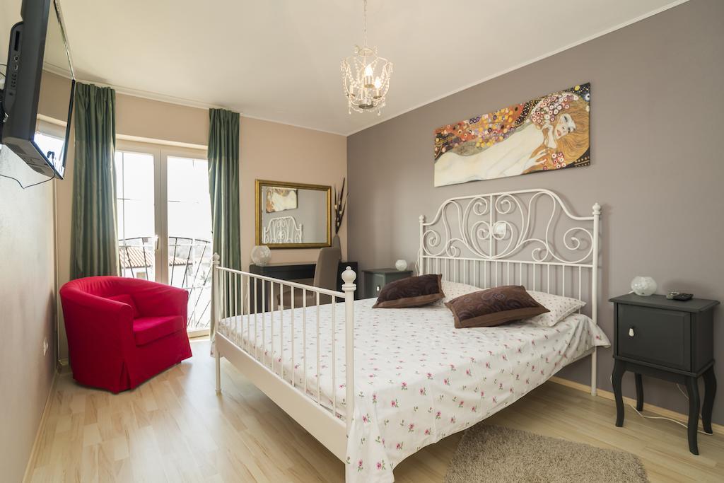 Apartments & Rooms Buoni Amici Murine Rom bilde