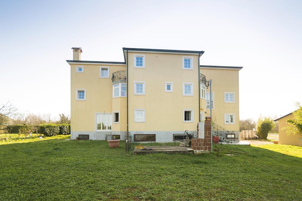 Apartments & Rooms Buoni Amici Murine Eksteriør bilde